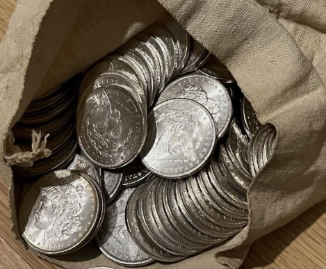 things-you-have-in-your-attic-that-is-worth-money-this-Christmas
