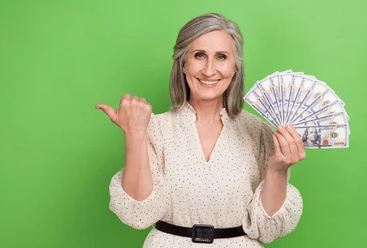 Easy Ways to Earn Extra Cash Before Christmas