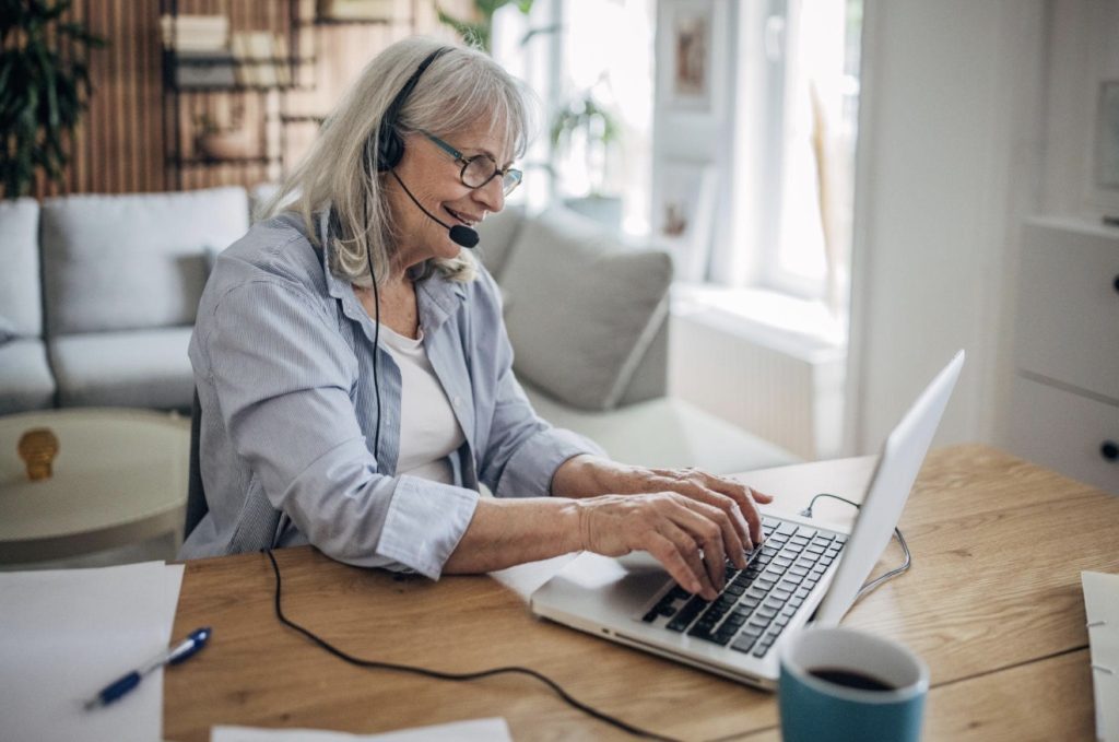 Live Chat Customer Support Agent