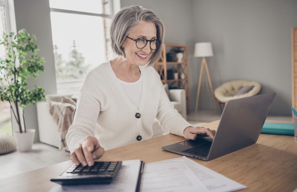 Freelance Remote Bookkeeper for Small Businesses