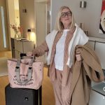 10 Easy Ways Seniors Can Cut Down On Travel Expenses This Holiday Season